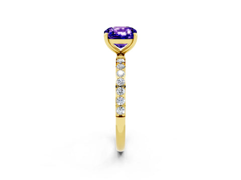 Yellow gold Cushion Cut Diamond Pavé Band with Six-Prong Setting_2