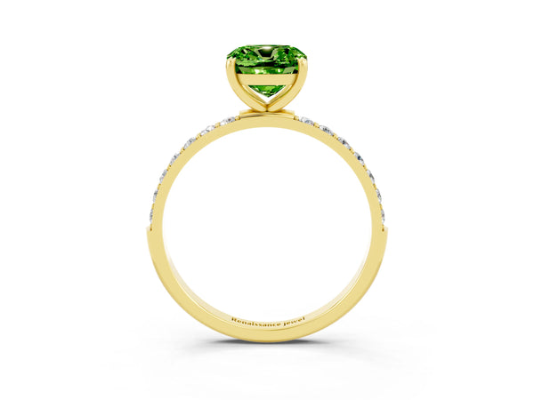 Yellow gold Cushion Cut Diamond Pavé Band with Six-Prong Setting