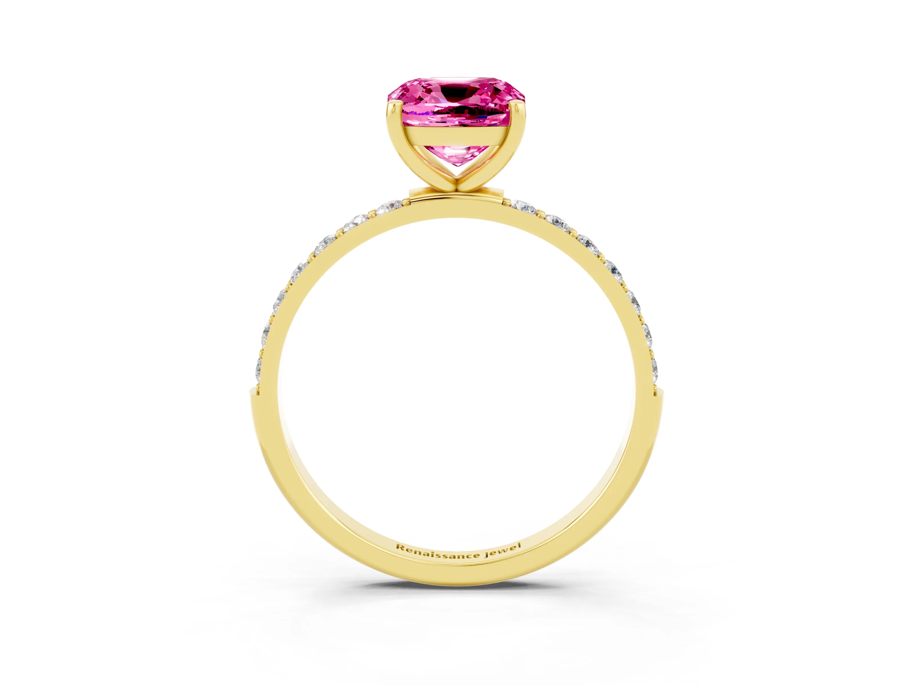 Yellow gold Cushion Cut Diamond Pavé Band with Six-Prong Setting_3
