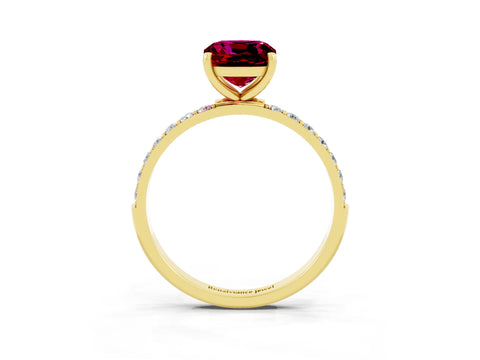 Yellow gold Cushion Cut Diamond Pavé Band with Six-Prong Setting_3