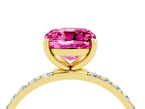 Yellow gold Cushion Cut Diamond Pavé Band with Six-Prong Setting_4