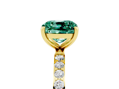 Yellow gold Cushion Cut Diamond Pavé Band with Six-Prong Setting_5