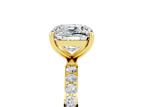Yellow gold Cushion Cut Diamond Pavé Band with Six-Prong Setting_5