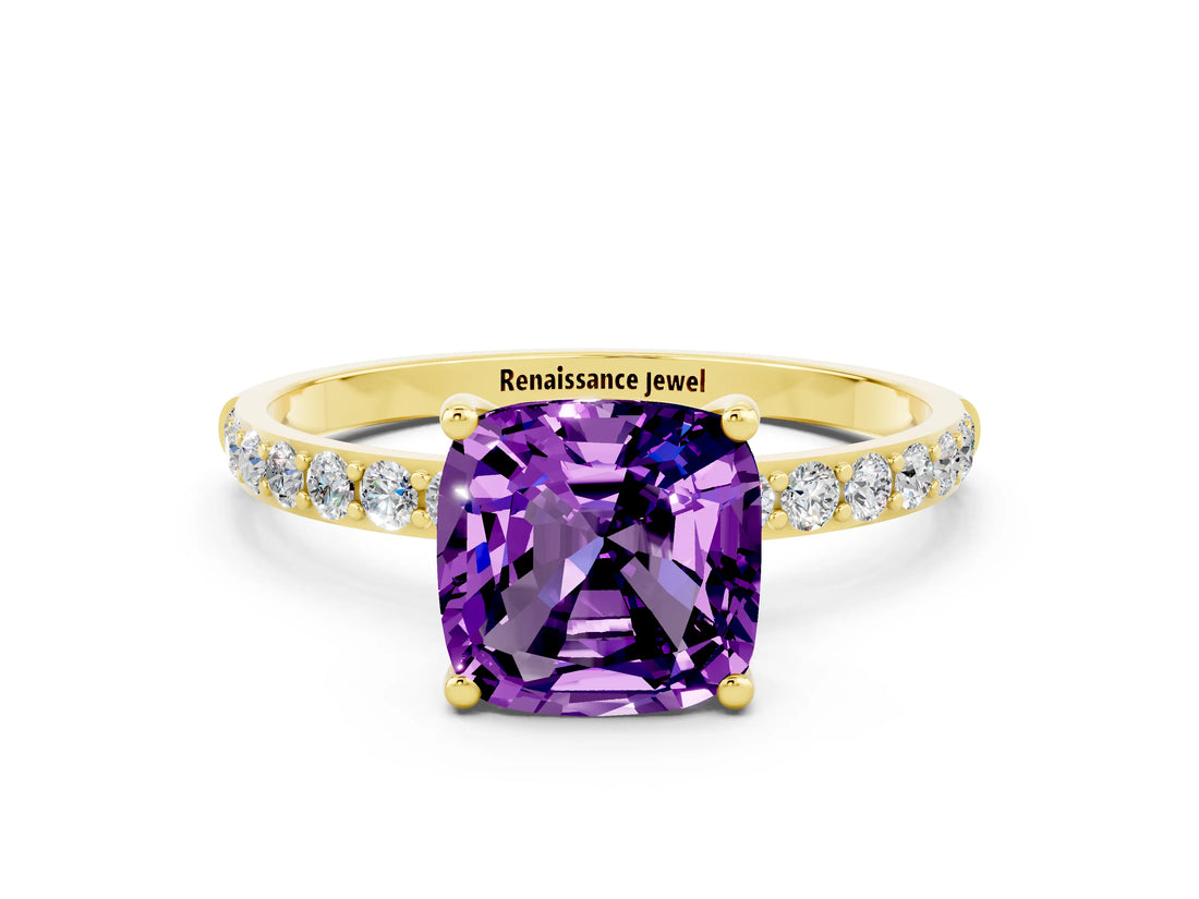 Yellow gold Cushion Cut Diamond Pavé Band with Six-Prong Setting