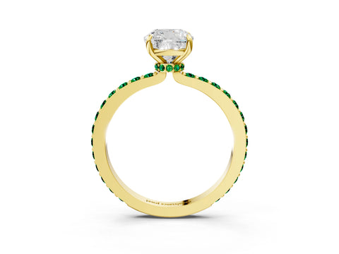 Yellow gold Cushion Cut Diamond Pavé Engagement Ring with Round with Emerald side stone Accents and Prong Setting_3