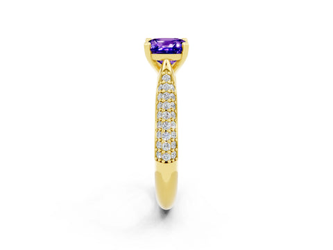 Yellow gold Cushion Cut Diamond Solitaire Engagement Ring with Pavé Band and Four-Prong Setting_2