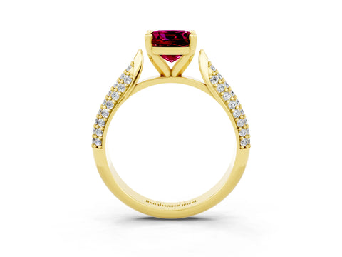 Yellow gold Cushion Cut Diamond Solitaire Engagement Ring with Pavé Band and Four-Prong Setting_3