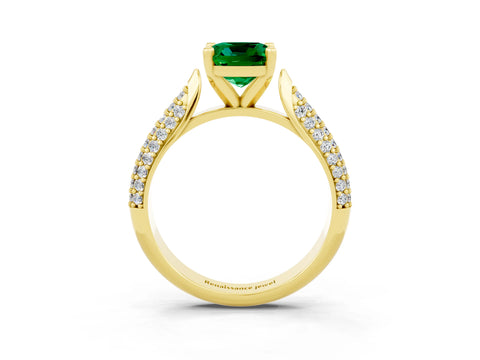 Yellow gold Cushion Cut Diamond Solitaire Engagement Ring with Pavé Band and Four-Prong Setting_3