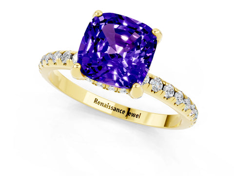 Yellow gold Cushion Cut Diamond Solitaire Ring with Four-Prong Setting and Pavé Band_1