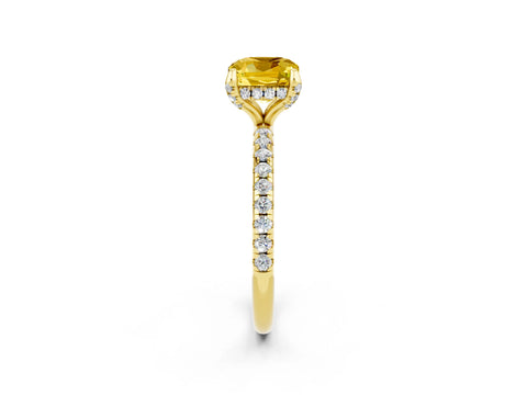 Yellow gold Cushion Cut Diamond Solitaire Ring with Four-Prong Setting and Pavé Band_2