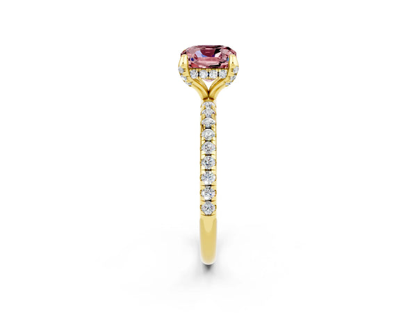Yellow gold Cushion Cut Diamond Solitaire Ring with Four-Prong Setting and Pavé Band