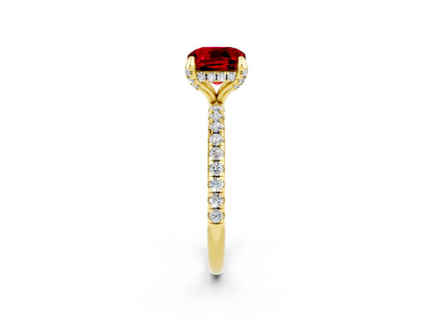 Yellow gold Cushion Cut Diamond Solitaire Ring with Four-Prong Setting and Pavé Band_2