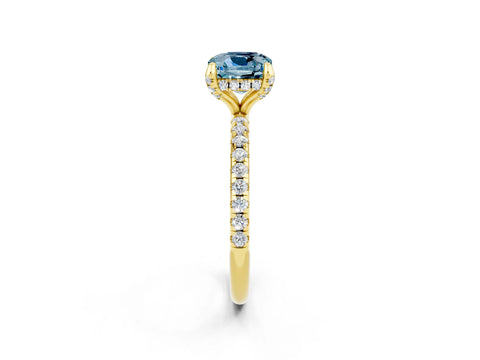 Yellow gold Cushion Cut Diamond Solitaire Ring with Four-Prong Setting and Pavé Band_2