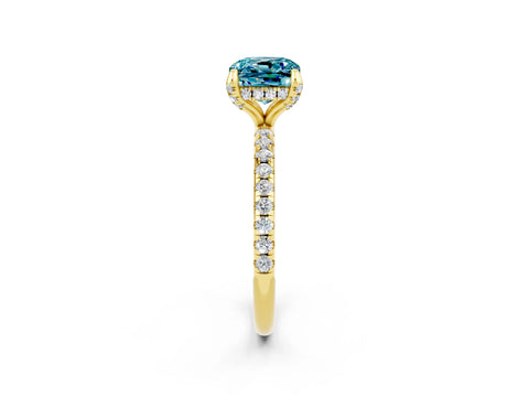 Yellow gold Cushion Cut Diamond Solitaire Ring with Four-Prong Setting and Pavé Band_2