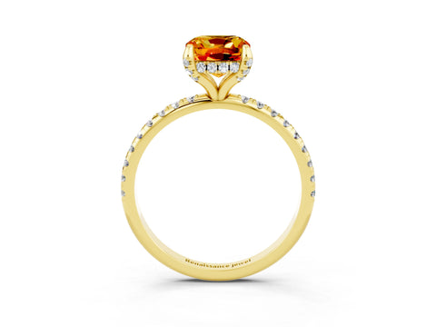 Yellow gold Cushion Cut Diamond Solitaire Ring with Four-Prong Setting and Pavé Band_3