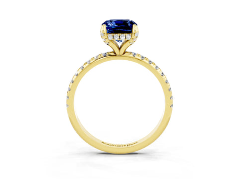 Yellow gold Cushion Cut Diamond Solitaire Ring with Four-Prong Setting and Pavé Band_3