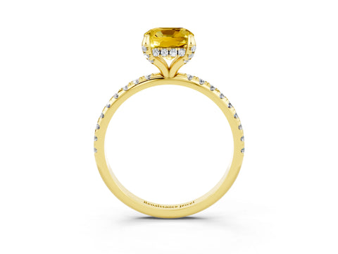 Yellow gold Cushion Cut Diamond Solitaire Ring with Four-Prong Setting and Pavé Band_3