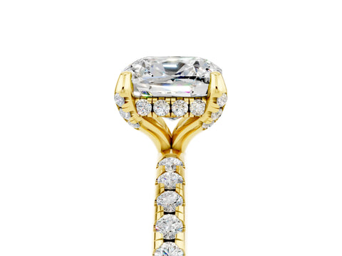 Yellow gold Cushion Cut Diamond Solitaire Ring with Four-Prong Setting and Pavé Band_5