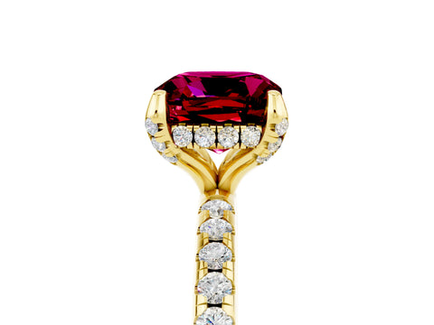 Yellow gold Cushion Cut Diamond Solitaire Ring with Four-Prong Setting and Pavé Band_5