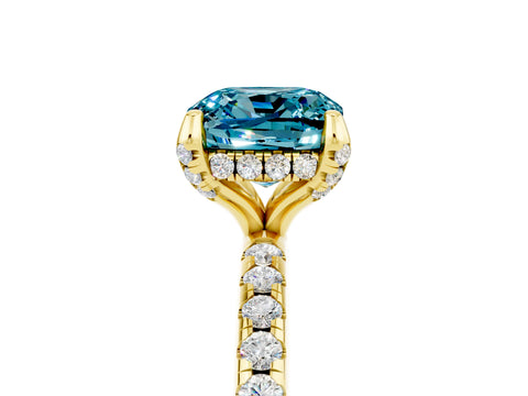 Yellow gold Cushion Cut Diamond Solitaire Ring with Four-Prong Setting and Pavé Band_5
