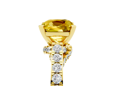 Yellow gold Cushion Cut Diamond Solitaire Ring with Pavé Band and Prong Setting_5