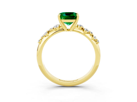 Yellow gold Cushion Cut Emerald Cluster Side Stone Solitaire Ring with Prong Setting_27