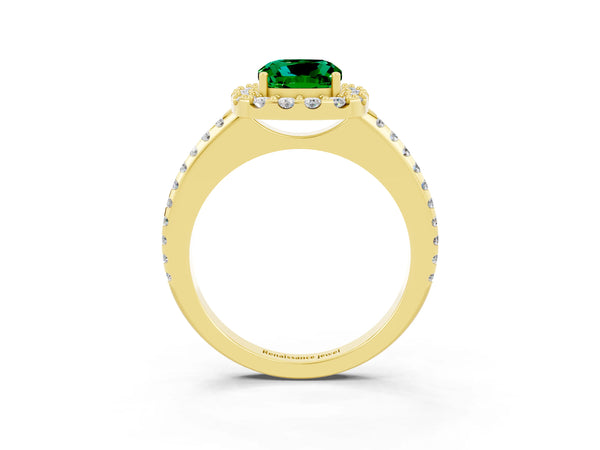 Yellow gold Cushion Cut Emerald Pavé Halo Ring with Four-Prong Setting