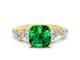 Yellow gold Cushion Cut Emerald Scattered Round Accent Ring with Prong Setting_24