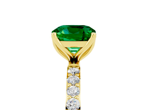 Yellow gold Cushion Cut Emerald Solitaire Engagement Ring with Pavé Band and Prong Setting_5