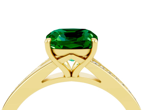 Yellow gold Cushion Cut Emerald Solitaire Ring with Pavé Band and Prong Setting_16