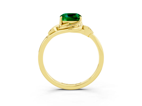 Yellow gold Cushion Cut Emerald Solitaire Ring with Twist Band and Four-Prong Setting