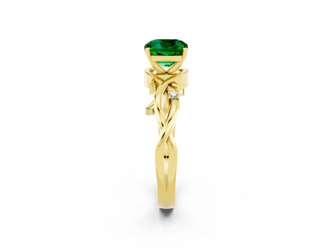 Yellow gold Cushion Cut Emerald Solitaire Ring with Twisted Band and Prong Setting_2