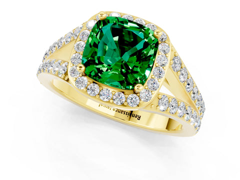 Yellow gold Cushion Cut Emerald Split Shank Halo Ring with Four-Prong Setting_13