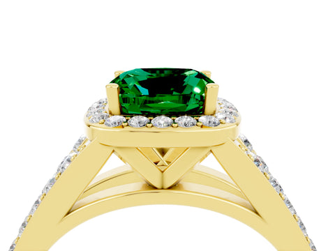 Yellow gold Cushion Cut Emerald Split Shank Halo Ring with Four-Prong Setting_16