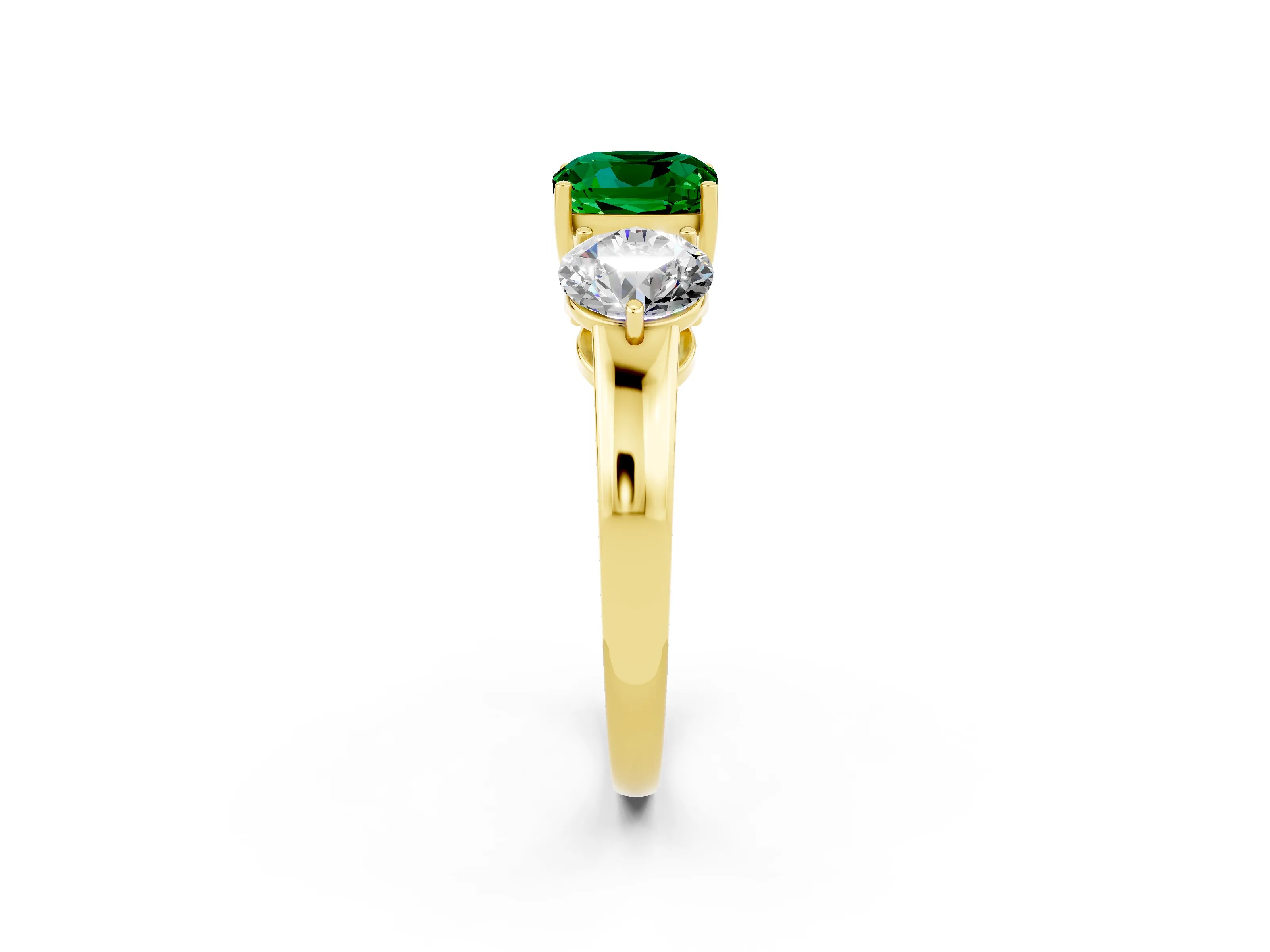 Yellow gold Cushion Cut Emerald Three-Stone Ring with Prong Setting and Classic Band_2