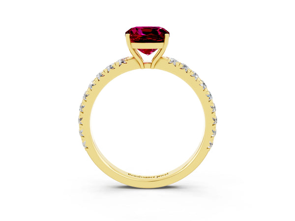Yellow gold Cushion Cut Garnet Pavé Solitaire Engagement Ring with Four-Prong Setting