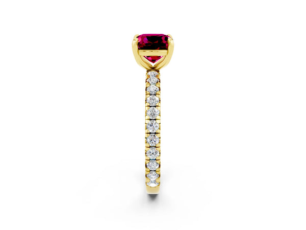 Yellow gold Cushion Cut Garnet Pavé Solitaire Ring with Round Band and Prong Setting