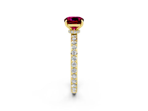 Yellow gold Cushion Cut Garnet Solitaire Engagement Ring with Pavé Band and Four-Prong Setting_2