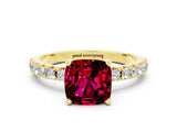 Yellow gold Cushion Cut Garnet Solitaire Pavé Band with Four-Prong Setting