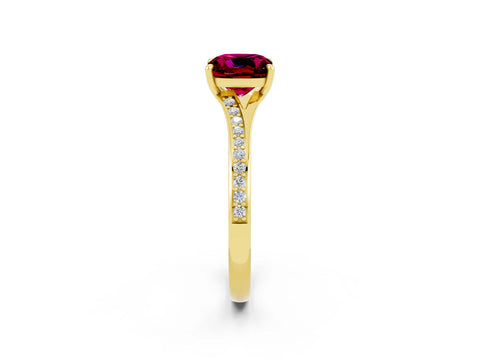 Yellow gold Cushion Cut Garnet Solitaire Ring with Pavé Band and Prong Setting_2