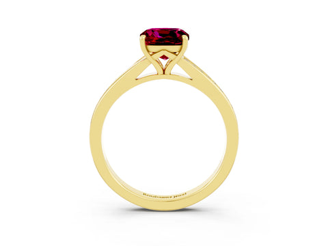 Yellow gold Cushion Cut Garnet Solitaire Ring with Pavé Band and Prong Setting_3