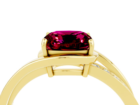 Yellow gold Cushion Cut Garnet Solitaire Ring with Split Shank and Prong Setting_4