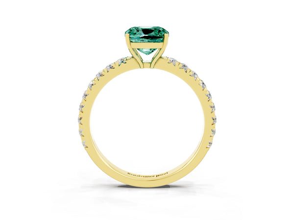 Yellow gold Cushion Cut Green Sapphire Pavé Solitaire Engagement Ring with Four-Prong Setting