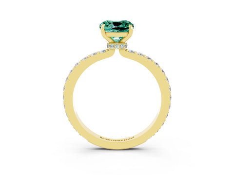 Yellow gold Cushion Cut Green Sapphire Ring with Pavé Band and Four-Prong Setting_3