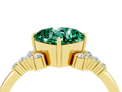 Yellow gold Cushion Cut Green Sapphire Ring with Side Stones and Four-Prong Setting_40