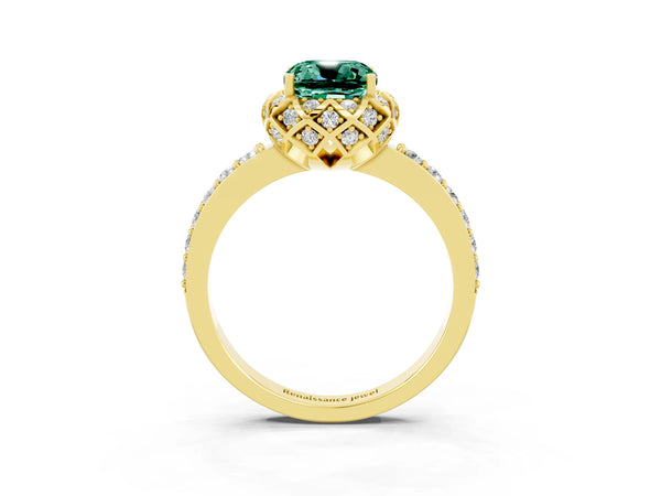 Yellow gold Cushion Cut Green Sapphire Scalloped Halo Engagement Ring with Round Shared Prong Band