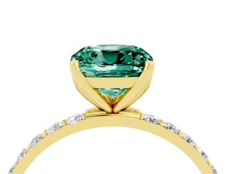 Yellow gold Cushion Cut Green Sapphire Solitaire Engagement Ring with Pavé Band and Prong Setting_4