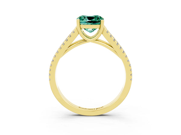 Yellow gold Cushion Cut Green Sapphire Solitaire Engagement Ring with Split Shank Pavé Band