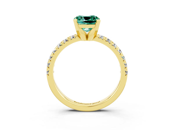 Yellow gold Cushion Cut Green Sapphire Solitaire Pavé Engagement Ring with Round Band and Prong Setting