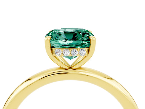 Yellow gold Cushion Cut Green Sapphire Solitaire Ring with Thin Band and Four-Prong Setting_4